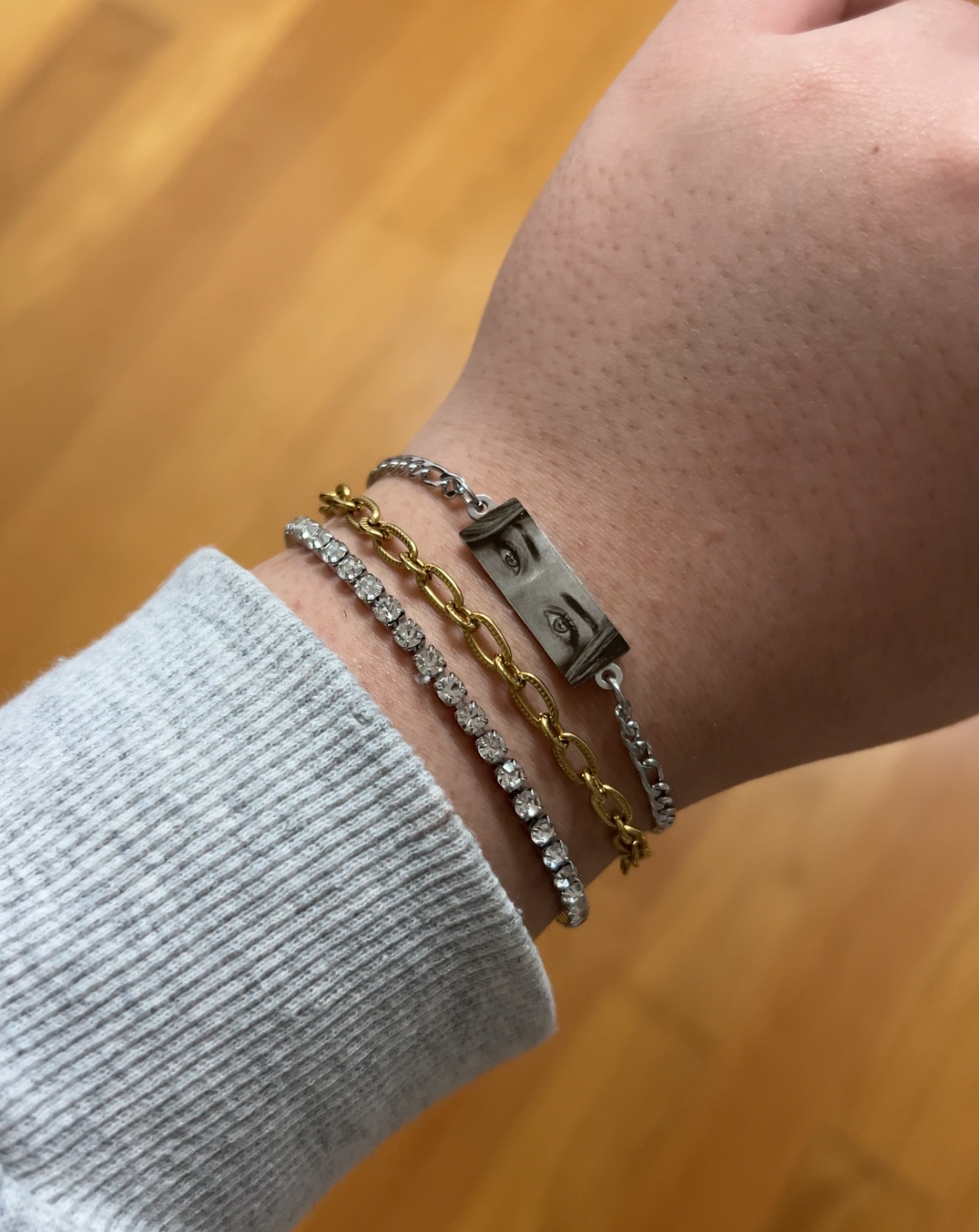 Pulseira personalizada com gravação de olhar baseado em fotografia