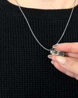 Colar personalizado com gravação de olhar baseado em fotografia