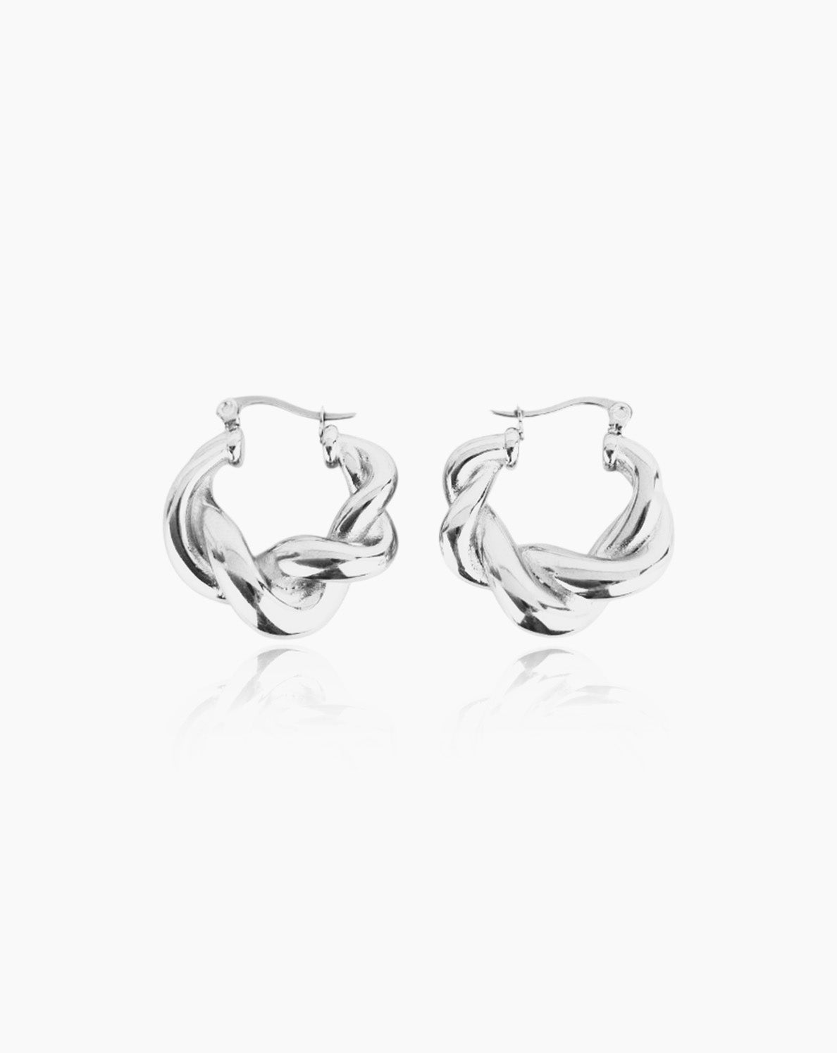 Argolas Make a Statement